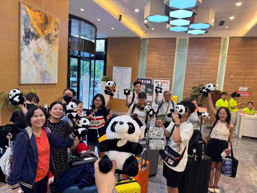 thumbai review tourTour Trung Quốc 5 Sao: Thành Đô - Trùng Khánh - Cửu Trại Câu – Đô Giang Yển 6N5Đ | Bay Sichuan Airlines